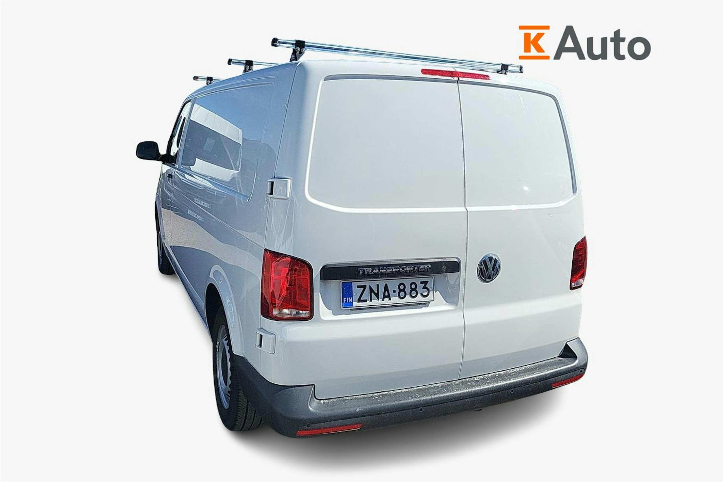 Valkoinen Volkswagen Transporter 2020 kuva 2.