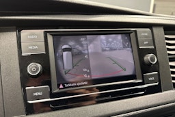 harmaa Volkswagen Transporter 2020 kuva 26.