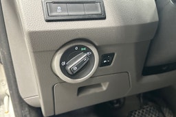 Valkoinen Volkswagen TRANSPORTER 2020 kuva 15.