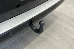 musta Volkswagen Transporter 2020 kuva 24.