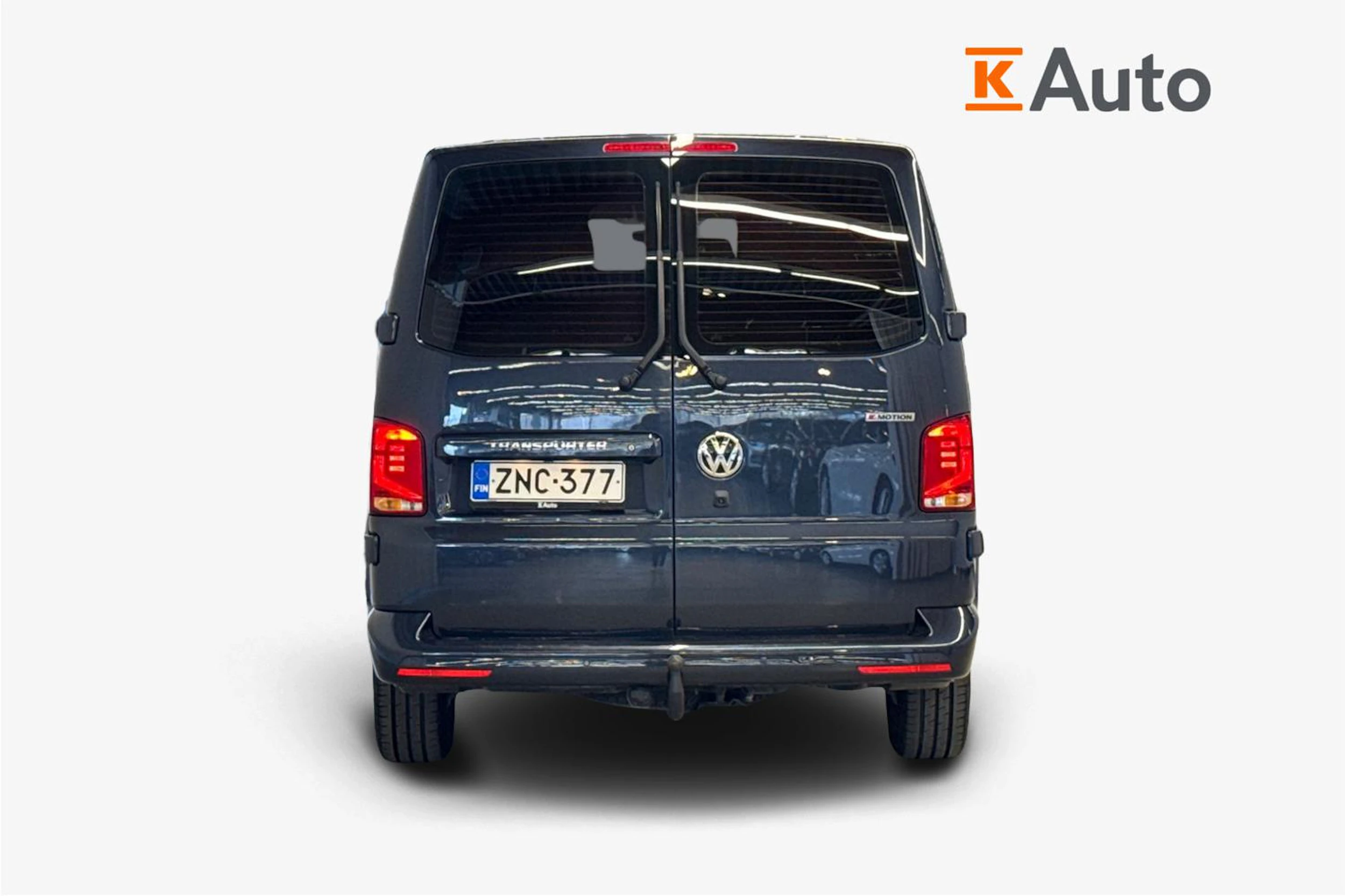 sininen Volkswagen Transporter 2020 kuva 4.