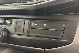 sininen Volkswagen Transporter 2020 kuva 22.