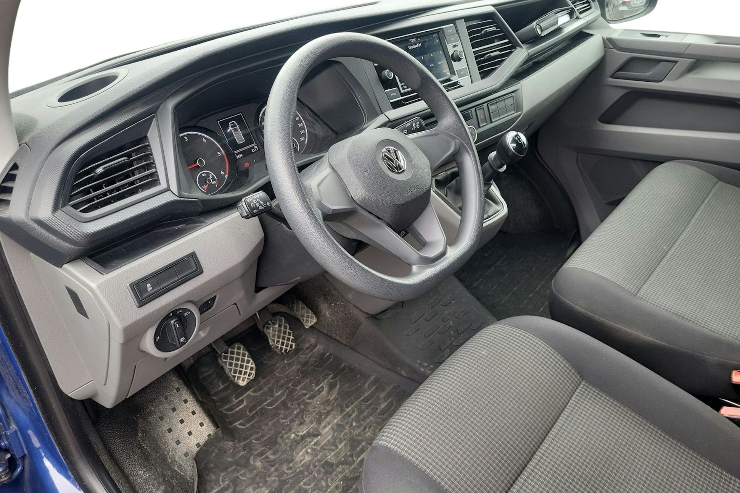 Sininen Volkswagen TRANSPORTER 2020 kuva 3.