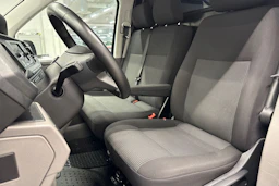 Sininen Volkswagen TRANSPORTER 2020 kuva 16.