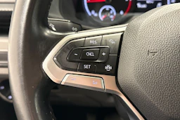 Sininen Volkswagen TRANSPORTER 2020 kuva 17.