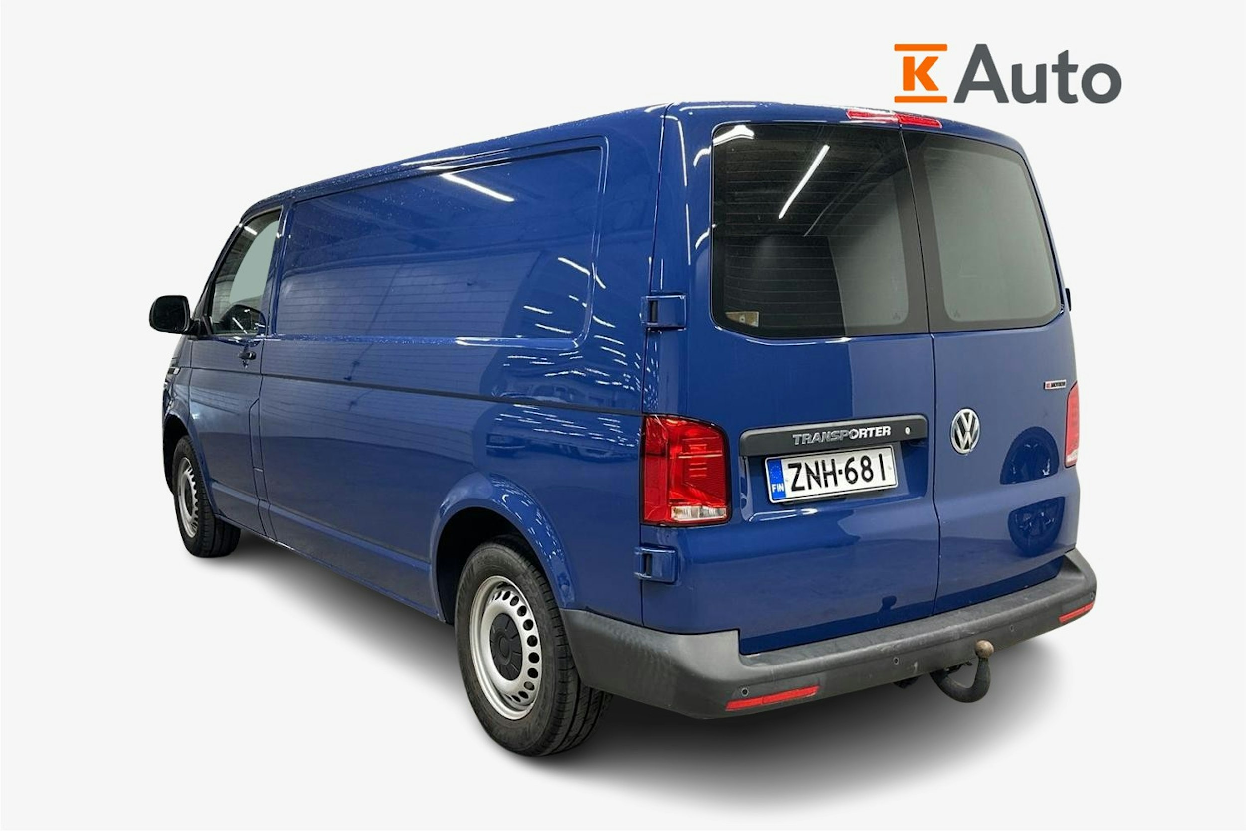 sininen Volkswagen Transporter 2020 kuva 2.