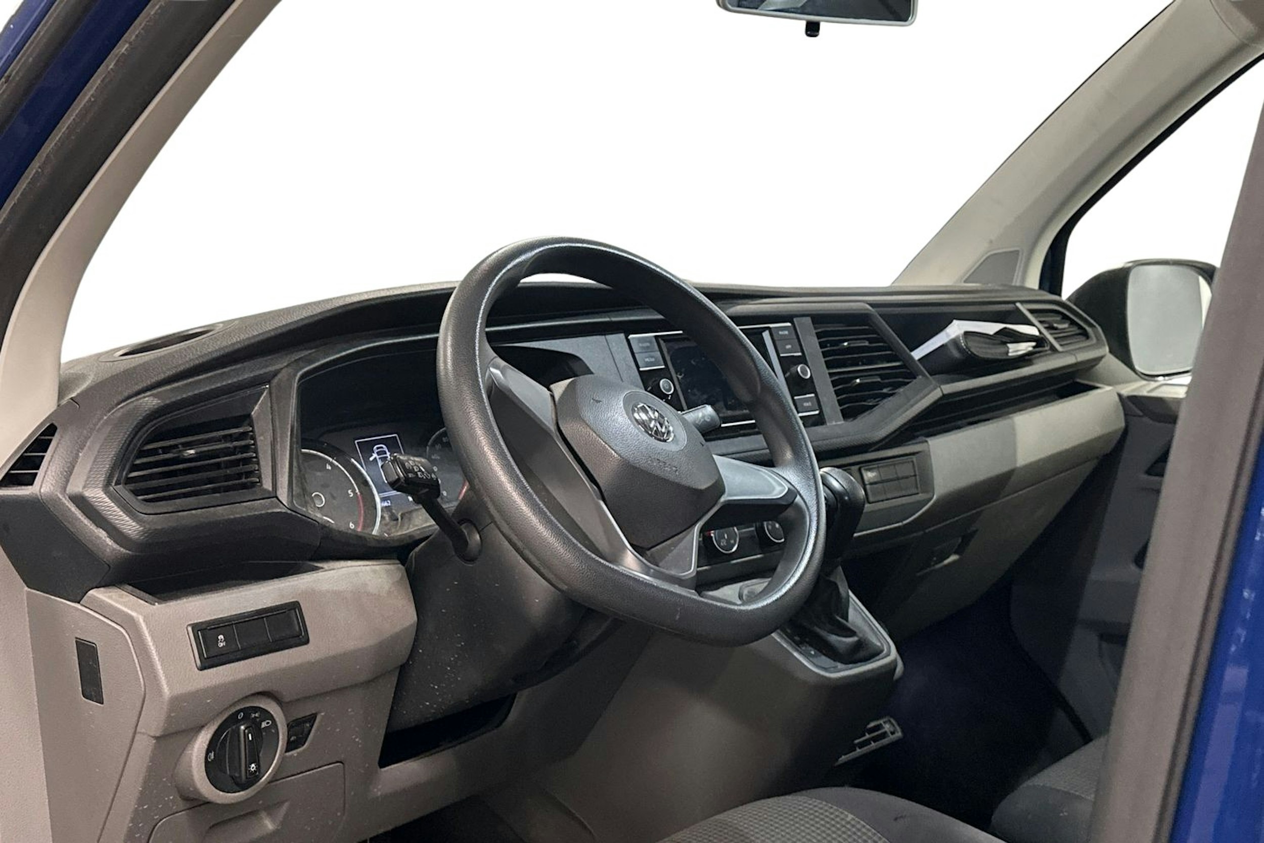 sininen Volkswagen Transporter 2020 kuva 3.