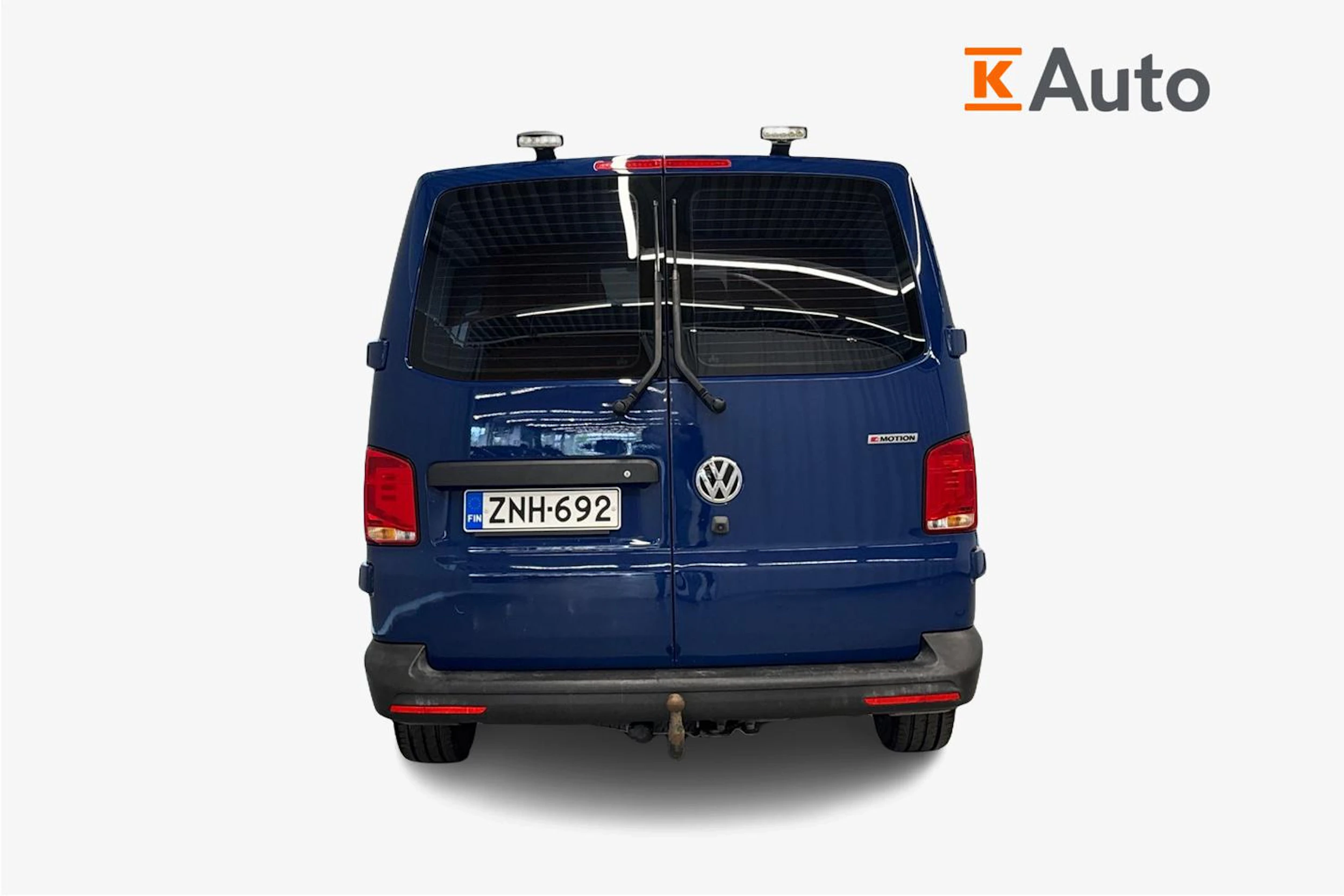 sininen Volkswagen Transporter 2020 kuva 4.