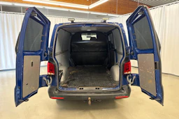 sininen Volkswagen Transporter 2020 kuva 25.