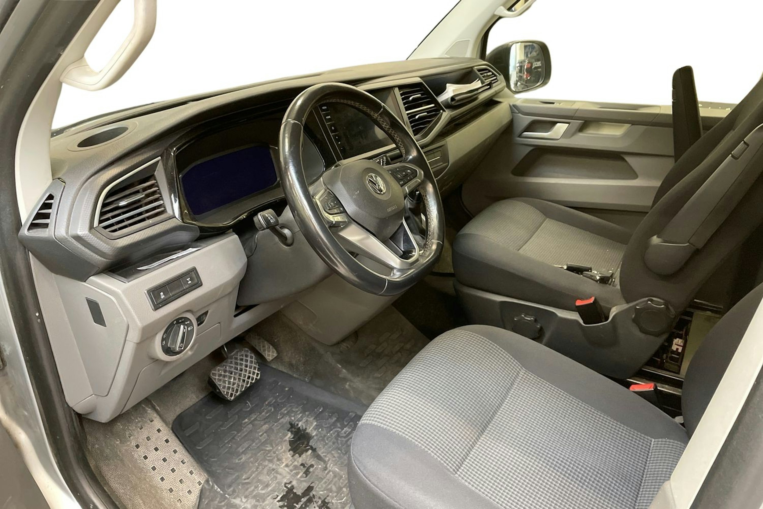 hopea Volkswagen Transporter 2020 kuva 3.
