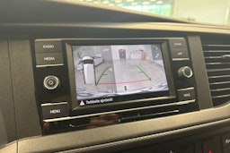 harmaa Volkswagen Transporter 2020 kuva 22.