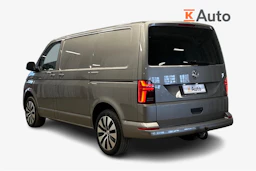 beige Volkswagen Transporter 2021 kuva 2.