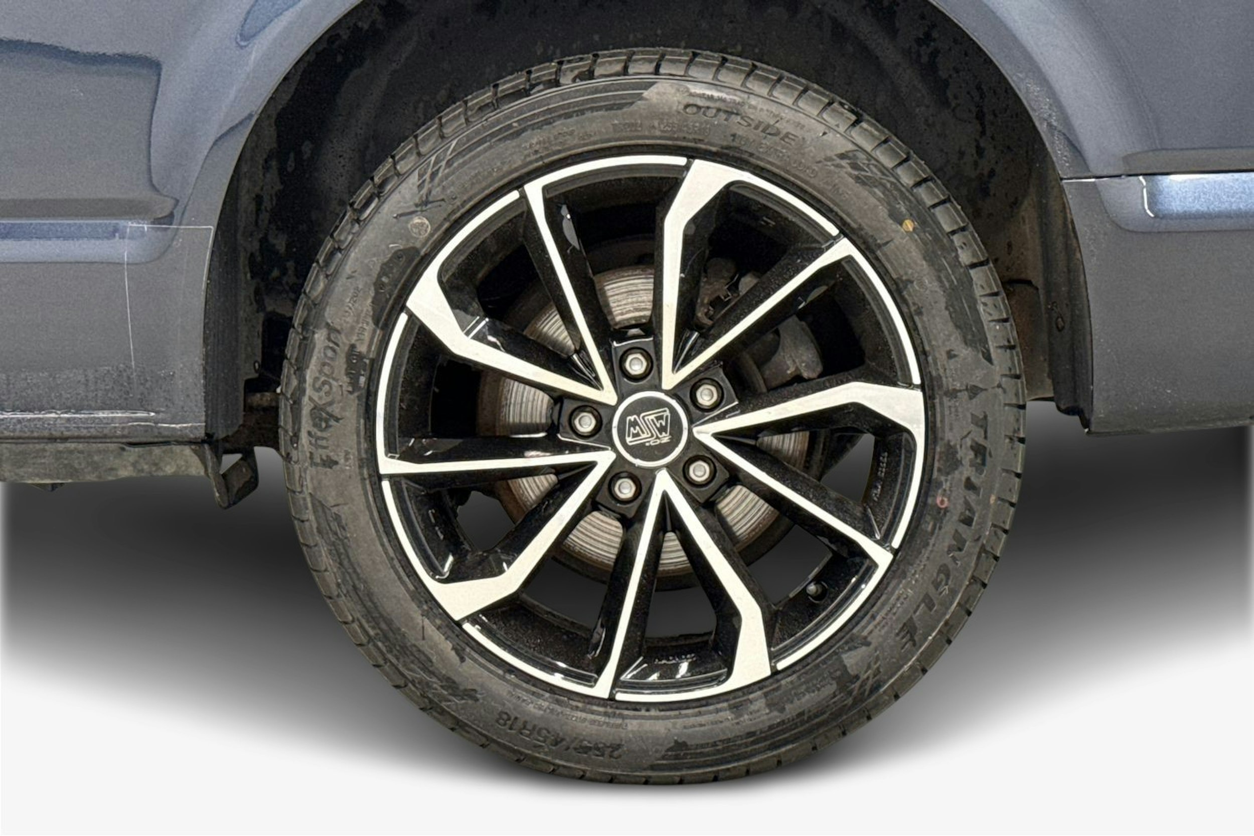 sininen Volkswagen Transporter 2021 kuva 12.