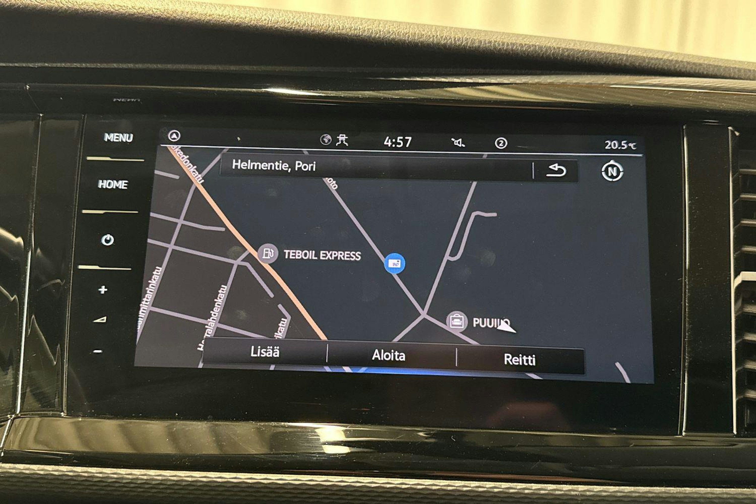 musta Volkswagen Transporter 2021 kuva 17.