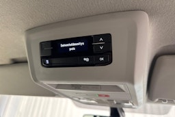 musta Volkswagen Transporter 2021 kuva 22.