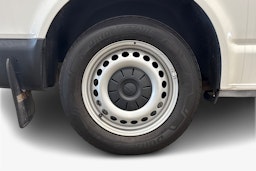 valkoinen Volkswagen Transporter 2021 kuva 9.