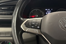 valkoinen Volkswagen Transporter 2021 kuva 12.