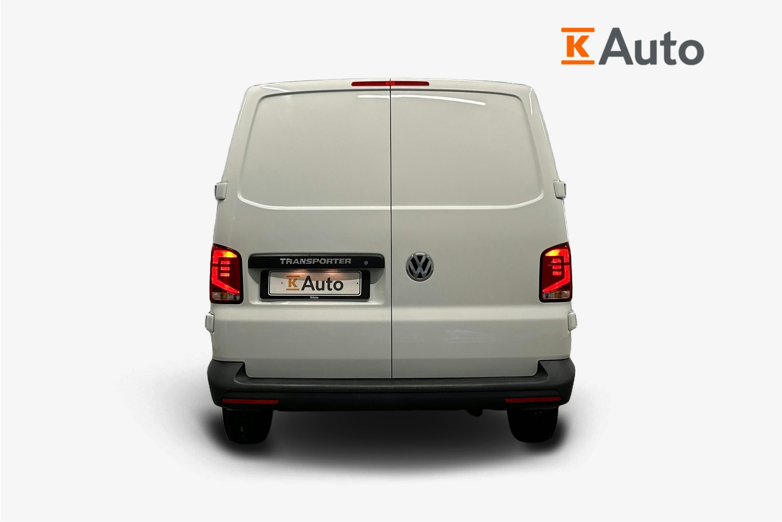 valkoinen Volkswagen Transporter 2021 kuva 3.