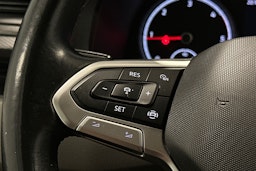 valkoinen Volkswagen Transporter 2021 kuva 13.