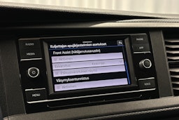 valkoinen Volkswagen Transporter 2021 kuva 19.