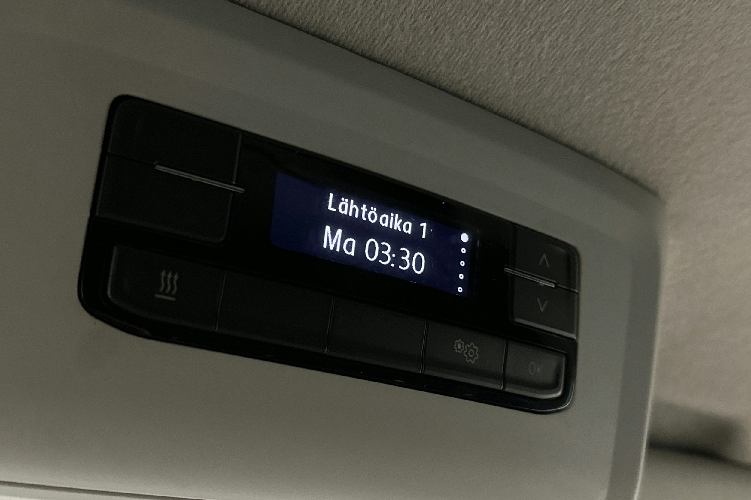valkoinen Volkswagen Transporter 2021 kuva 20.