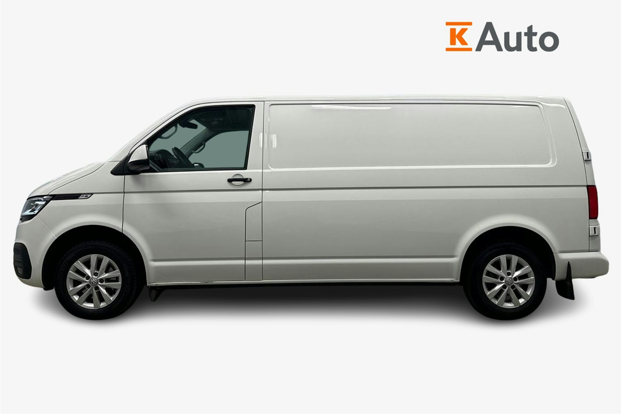 valkoinen Volkswagen Transporter 2021 kuva 5.