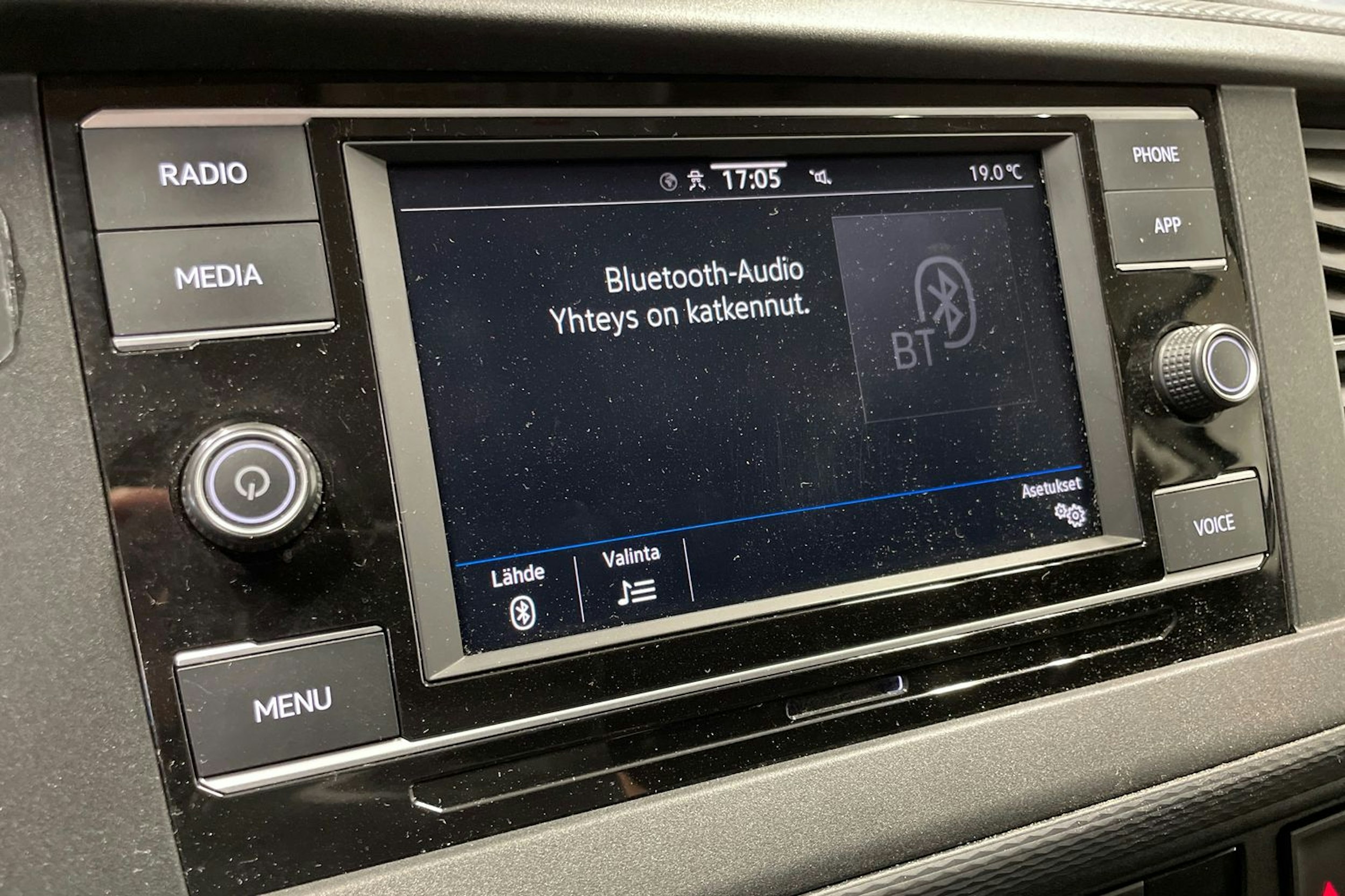 valkoinen Volkswagen Transporter 2021 kuva 29.