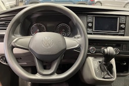 valkoinen Volkswagen Transporter 2021 kuva 35.