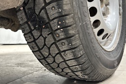 valkoinen Volkswagen Transporter 2021 kuva 12.