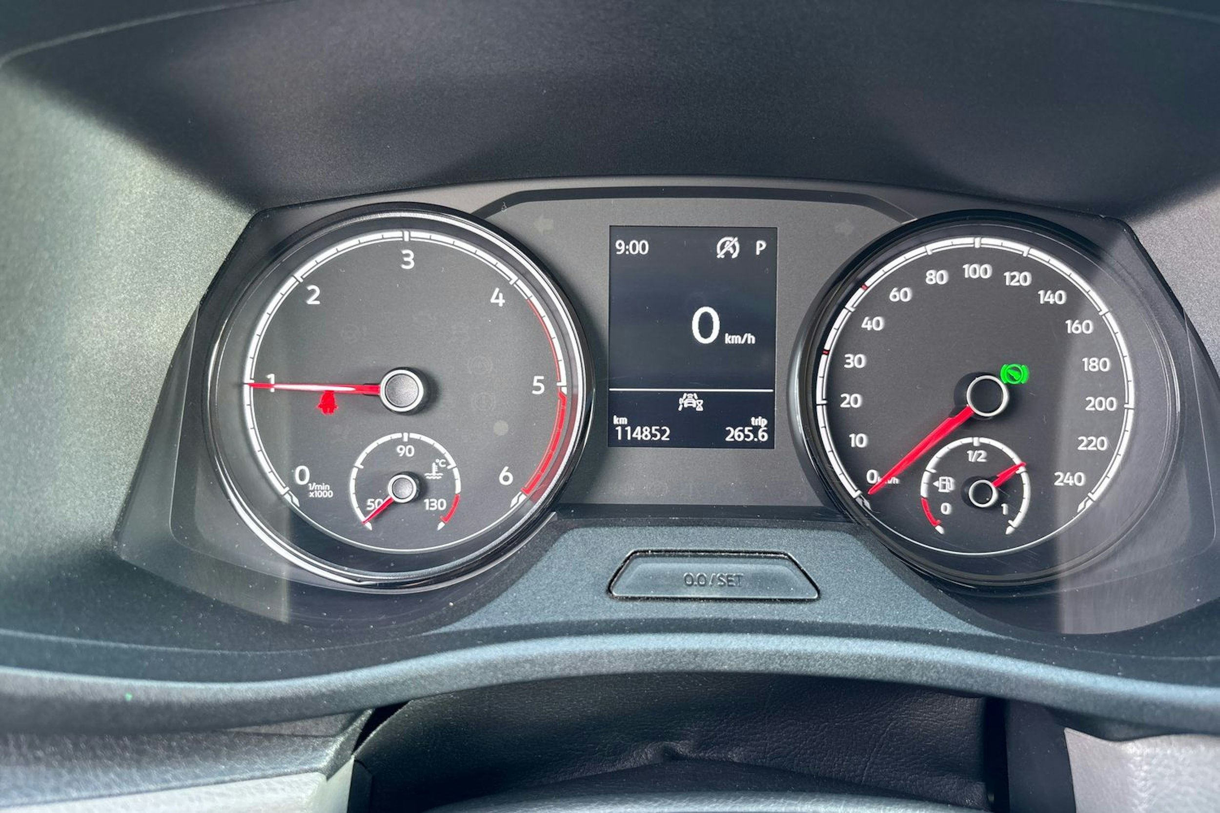 Sininen Volkswagen TRANSPORTER 2021 kuva 13.