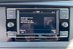 Sininen Volkswagen TRANSPORTER 2021 kuva 21.