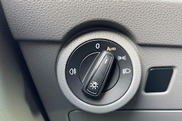 Sininen Volkswagen TRANSPORTER 2021 kuva 23.