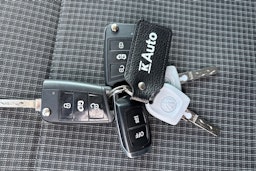 Sininen Volkswagen TRANSPORTER 2021 kuva 27.