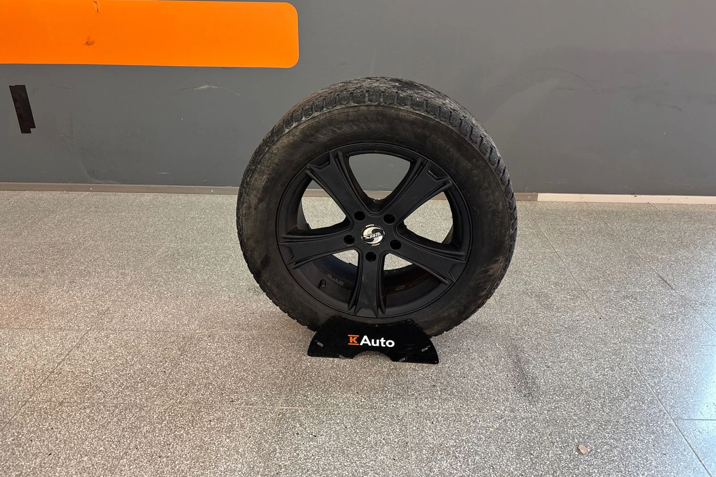 Harmaa Volkswagen TRANSPORTER 2021 kuva 20.