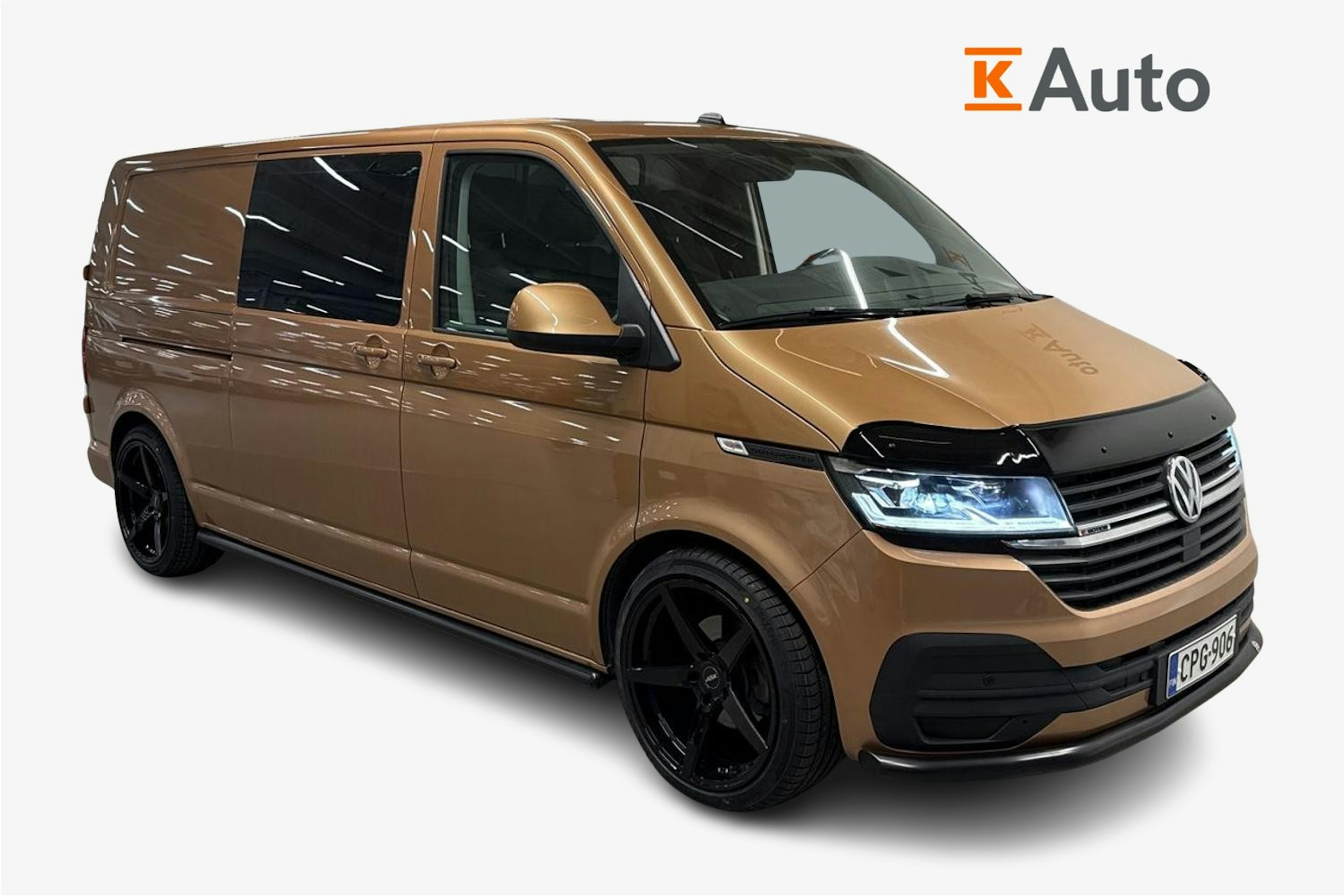 ruskea (beige) Volkswagen Transporter 2021 kuva 1.
