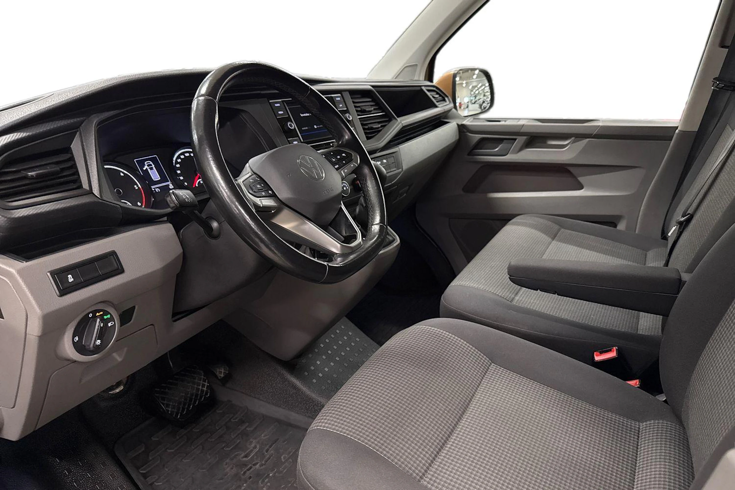 ruskea (beige) Volkswagen Transporter 2021 kuva 8.