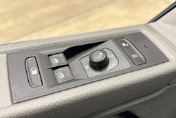 Harmaa Volkswagen TRANSPORTER 2021 kuva 13.