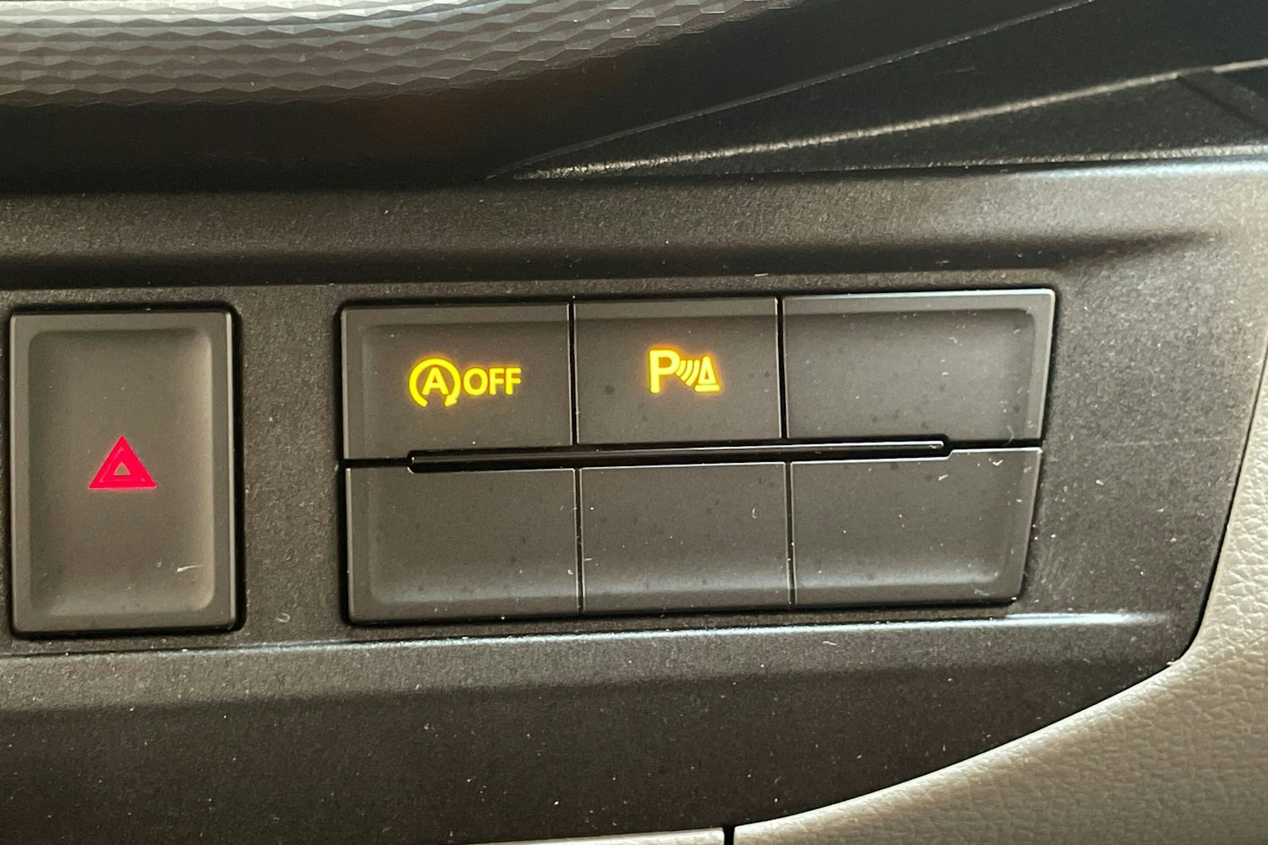 ruskea (beige) Volkswagen Transporter 2021 kuva 23.
