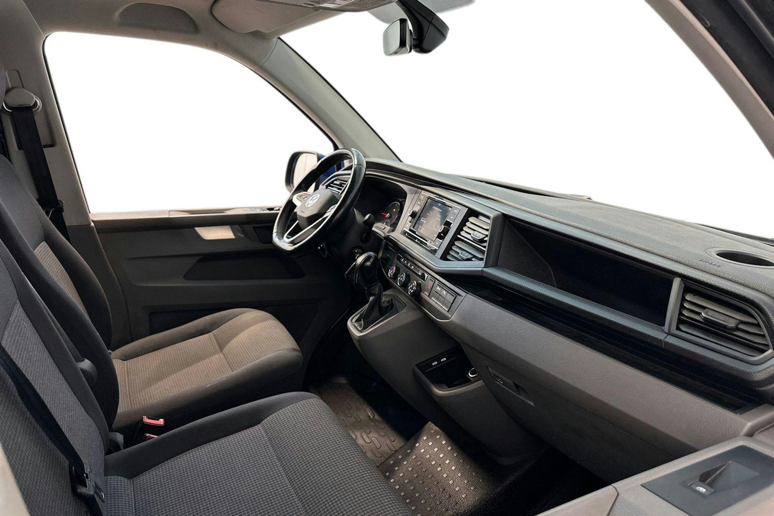 sininen Volkswagen Transporter 2021 kuva 9.