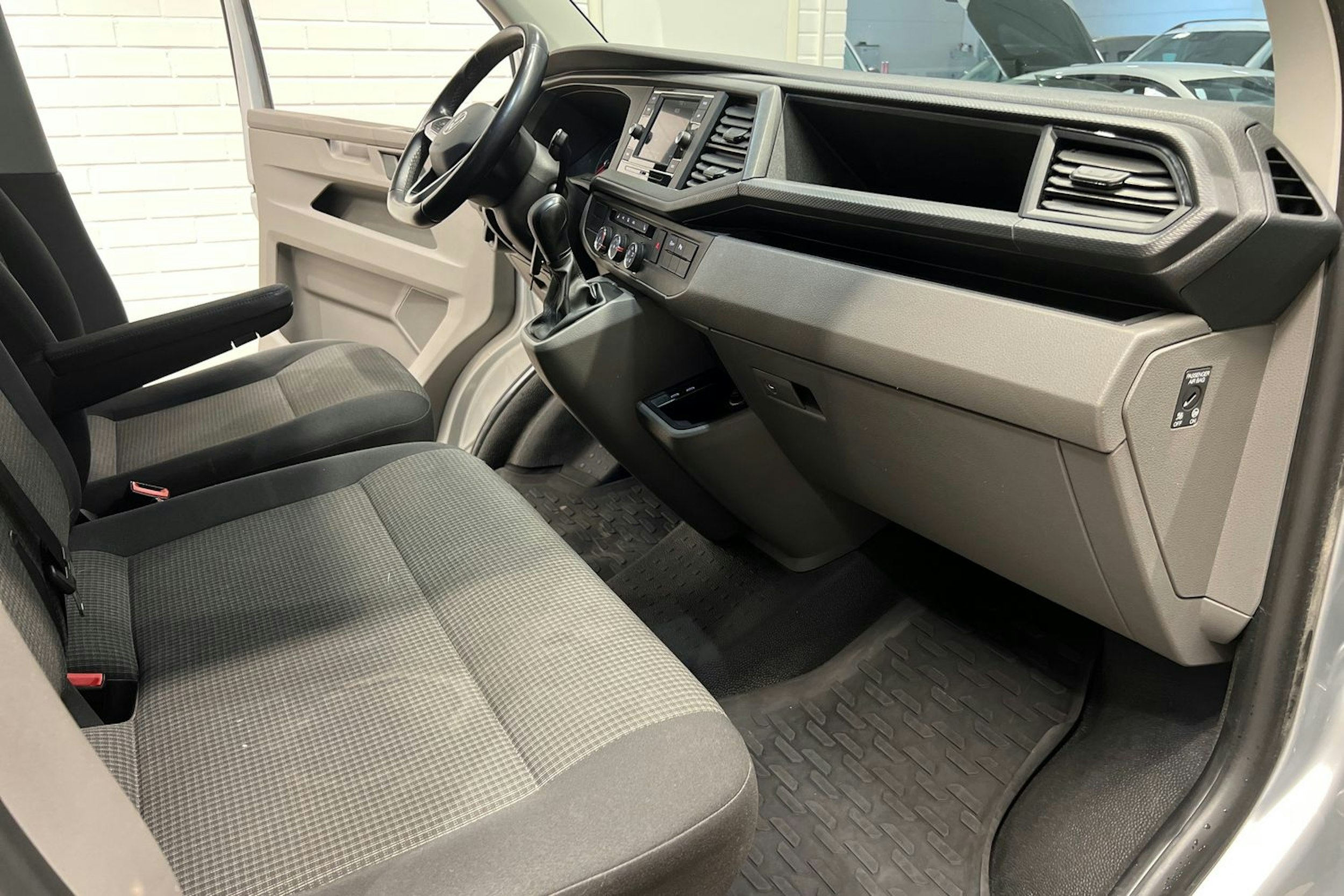 Hopea Volkswagen TRANSPORTER 2021 kuva 17.