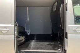 Hopea Volkswagen TRANSPORTER 2021 kuva 18.