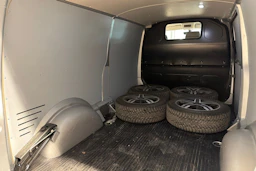 Hopea Volkswagen TRANSPORTER 2021 kuva 29.