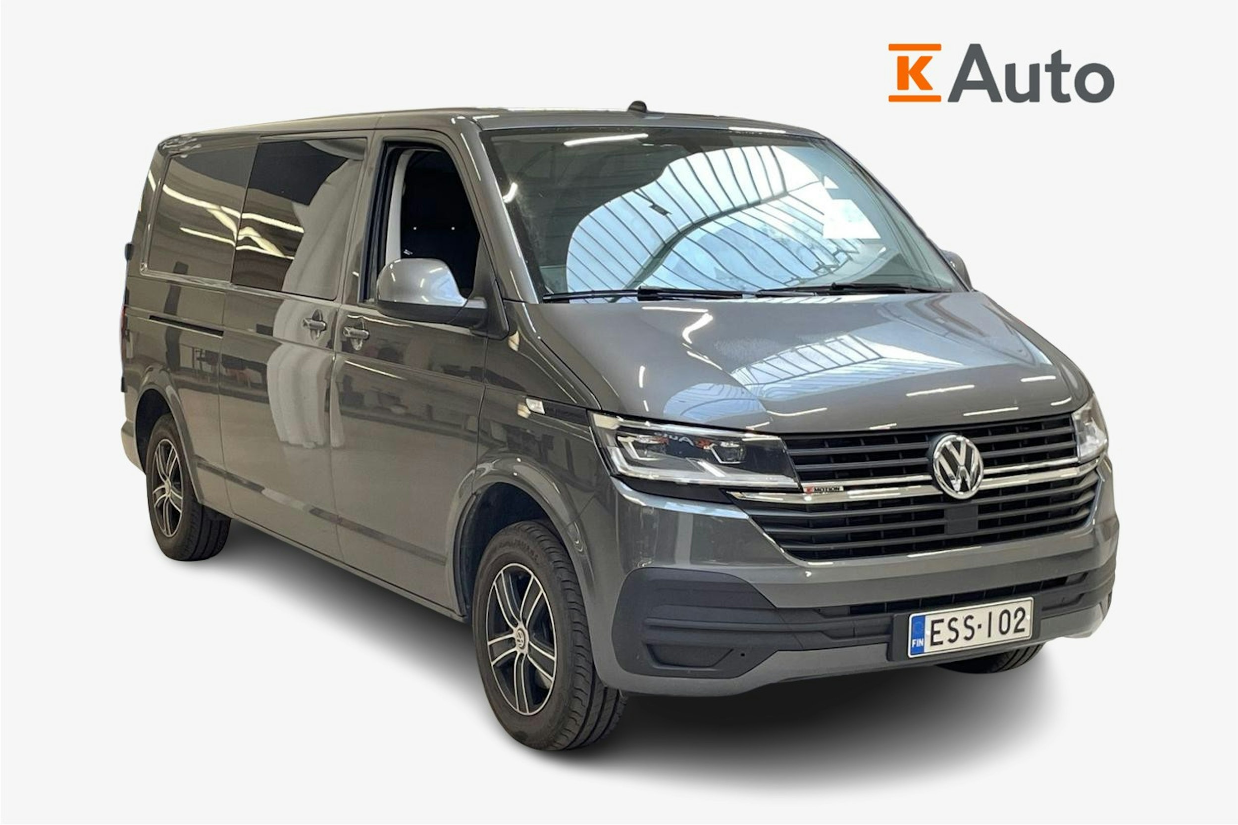 harmaa Volkswagen Transporter 2021 kuva 1.
