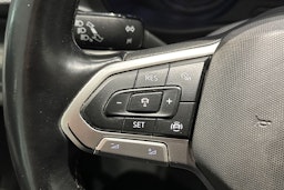 valkoinen Volkswagen Transporter 2021 kuva 15.