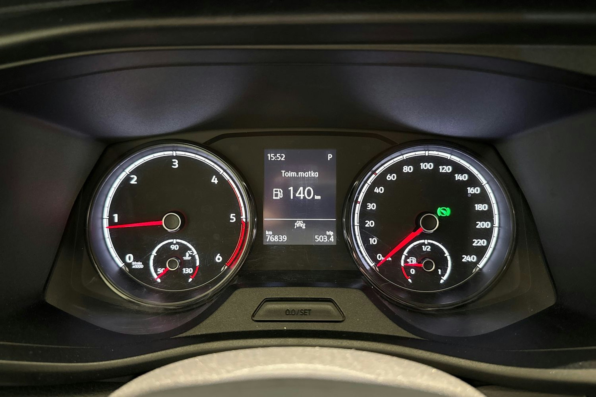 valkoinen Volkswagen Transporter 2021 kuva 16.