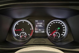 valkoinen Volkswagen Transporter 2021 kuva 16.