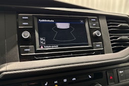 valkoinen Volkswagen Transporter 2021 kuva 22.