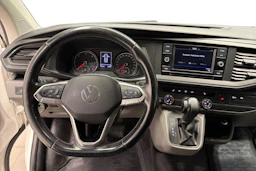 Valkoinen Volkswagen TRANSPORTER 2021 kuva 9.