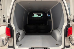 Valkoinen Volkswagen TRANSPORTER 2021 kuva 21.