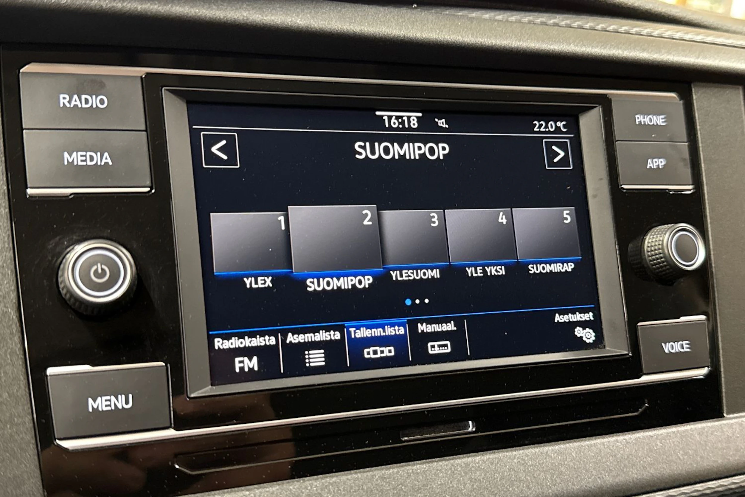 met. musta Volkswagen Transporter 2021 kuva 20.